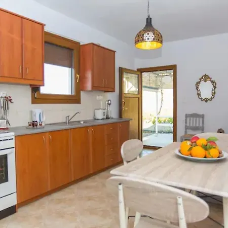 Galante, Hébergement de vacances Akrotiri (Naxos)