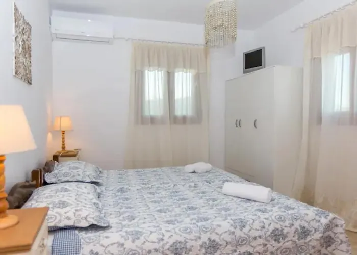 Galante, Hébergement de vacances *